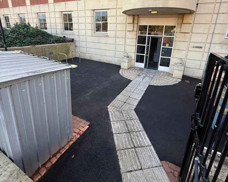 Commercial Tarmac Resurfacing & Pothole Repairs, London